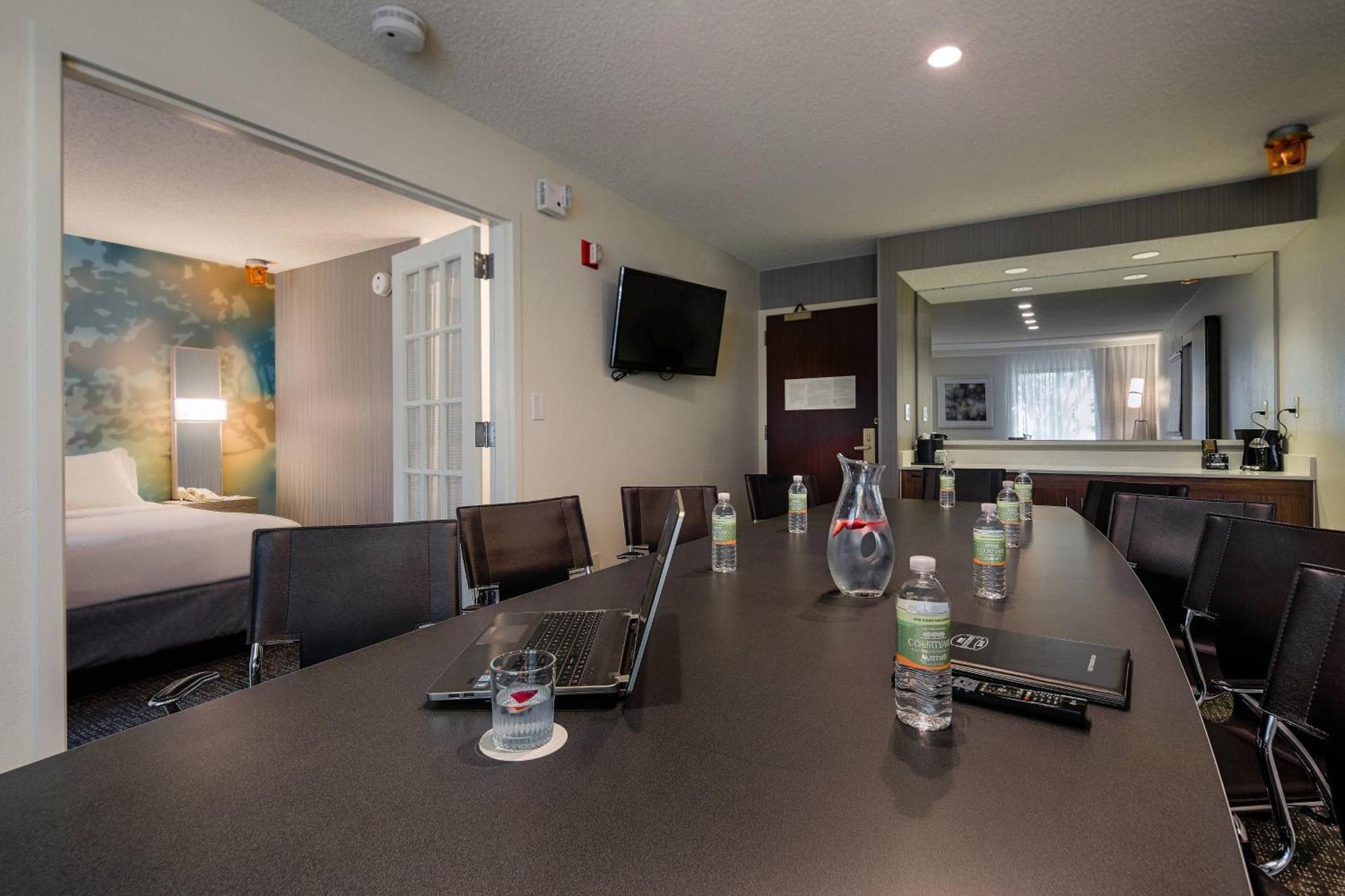 Courtyard By Marriott Dallas Dfw Airport North/Irving Exterior photo