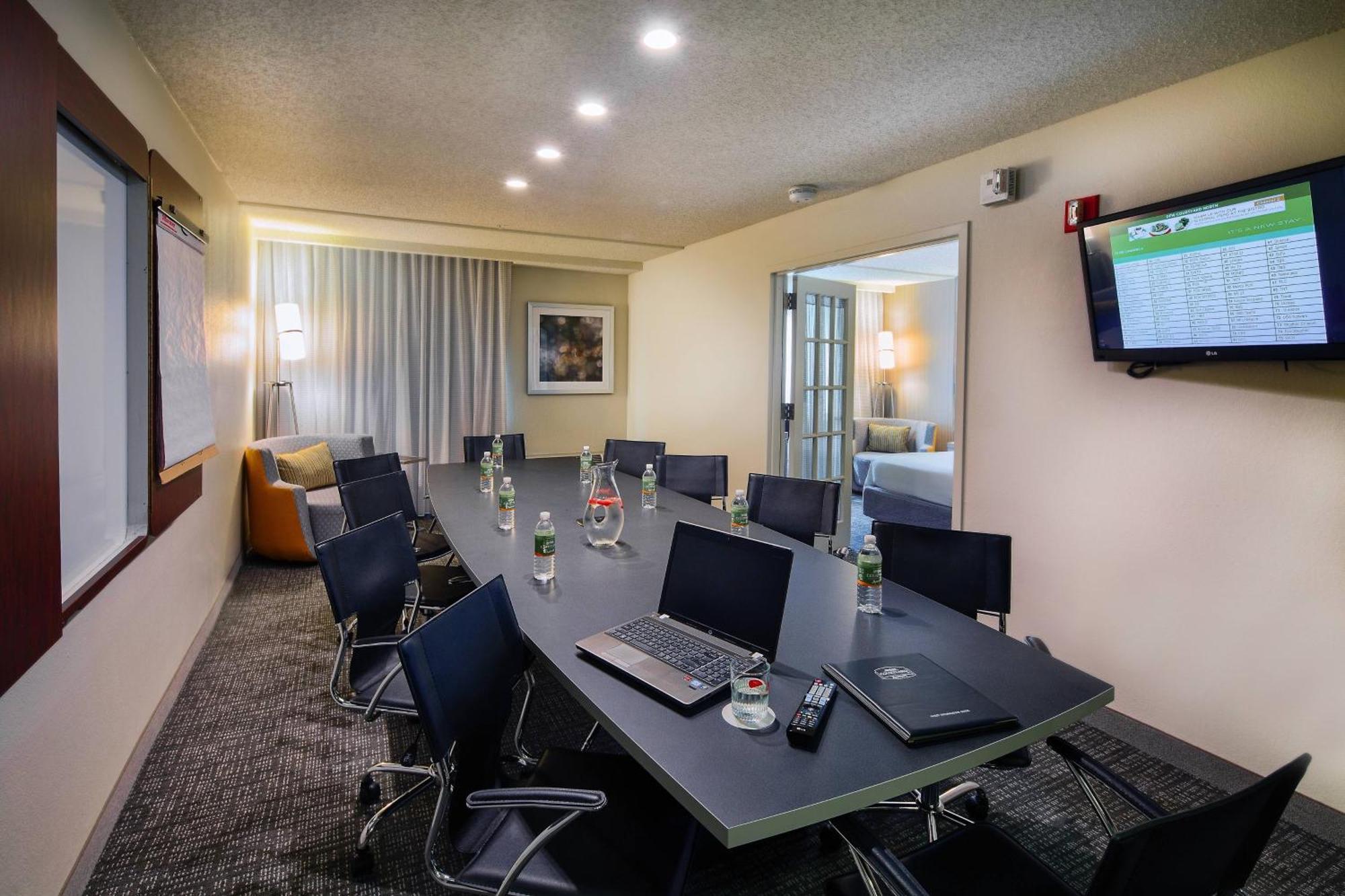 Courtyard By Marriott Dallas Dfw Airport North/Irving Exterior photo